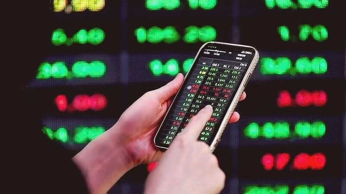 Đầu tư chứng chỉ quỹ mở và ETF tận dụng sức mạnh lãi kép dài hạn